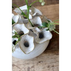 Vase m. 12 huller til blomster, H15/�21 cm antique creme
