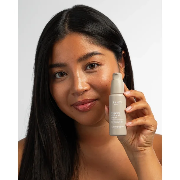 Sanzi Beauty - Hydrating hyaluronic serum 30ml
