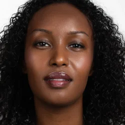 Sanzi beauty - Lip sheen berry 6ml